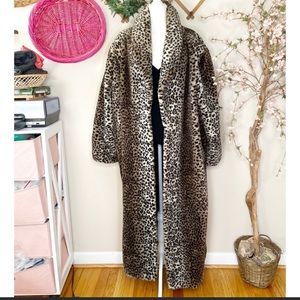 Vintage Monterey fashions animal print faux fur jacket
